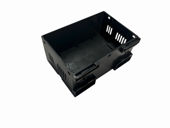 Plastic injection parts - URM