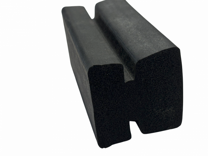 Rubber extrusions - URM
